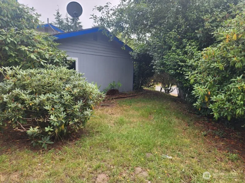 706 Wakina Loop SE Ocean Shores, WA 98569
