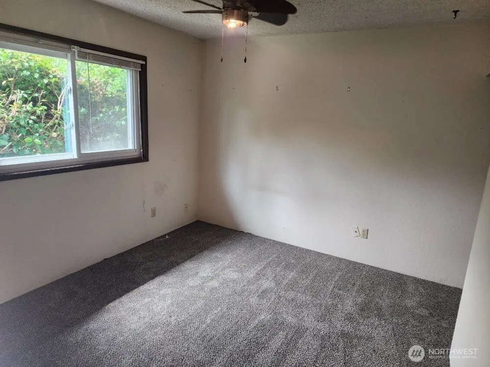 706 Wakina Loop SE Ocean Shores, WA 98569