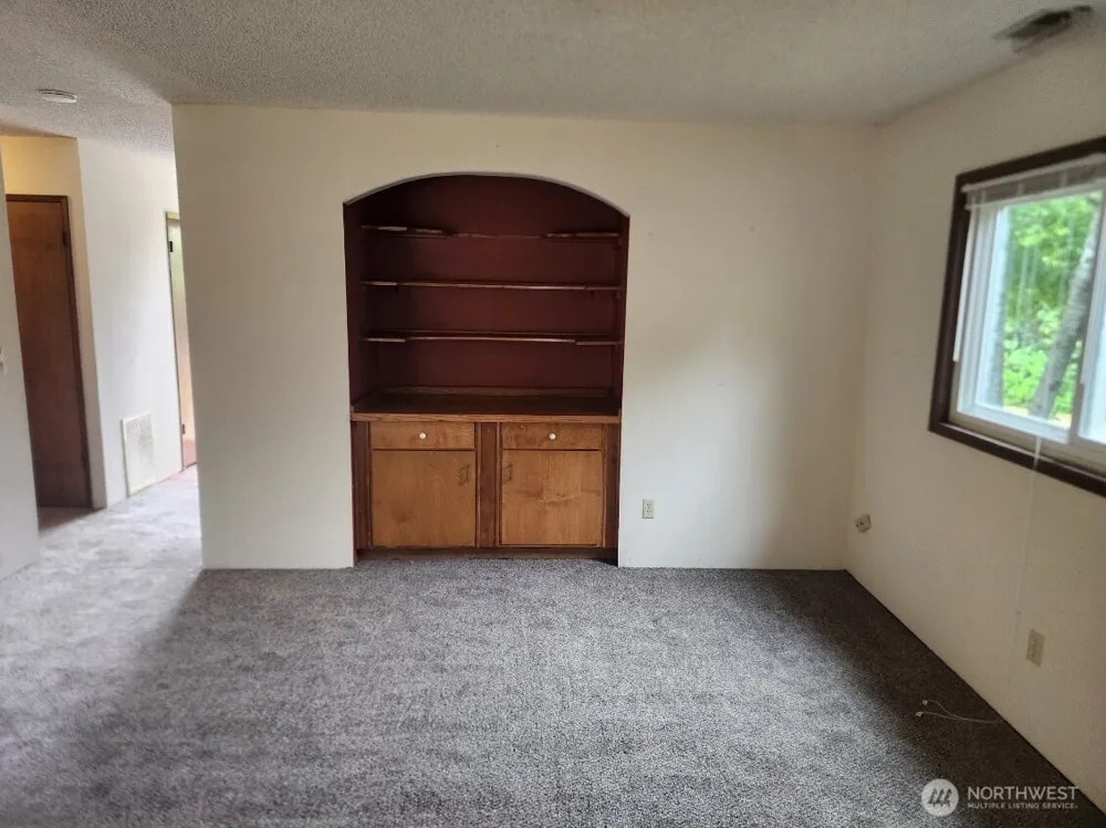706 Wakina Loop SE Ocean Shores, WA 98569