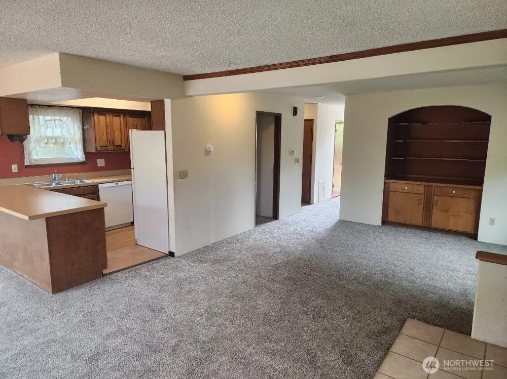 706 Wakina Loop SE Ocean Shores, WA 98569