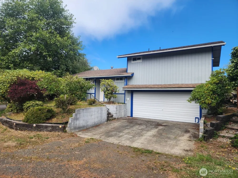 706 Wakina Loop SE Ocean Shores, WA 98569