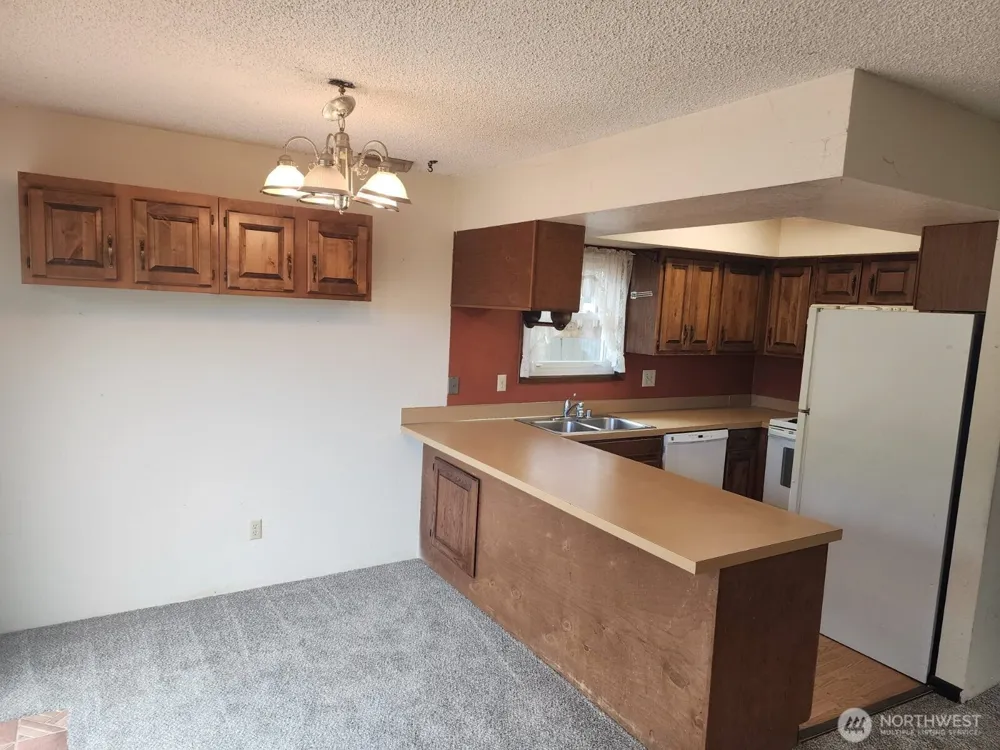 706 Wakina Loop SE Ocean Shores, WA 98569