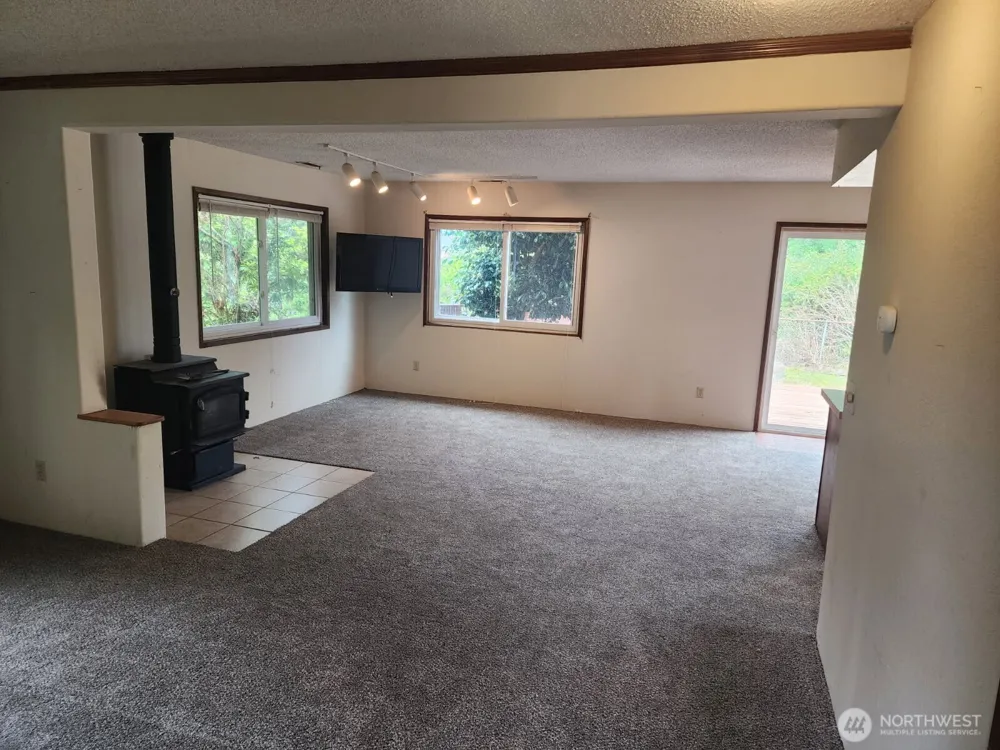 706 Wakina Loop SE Ocean Shores, WA 98569