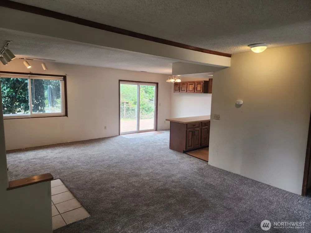 706 Wakina Loop SE Ocean Shores, WA 98569