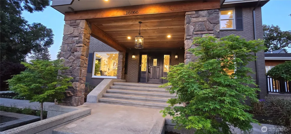 16066 Inglewood Road NE Kenmore, WA 98028