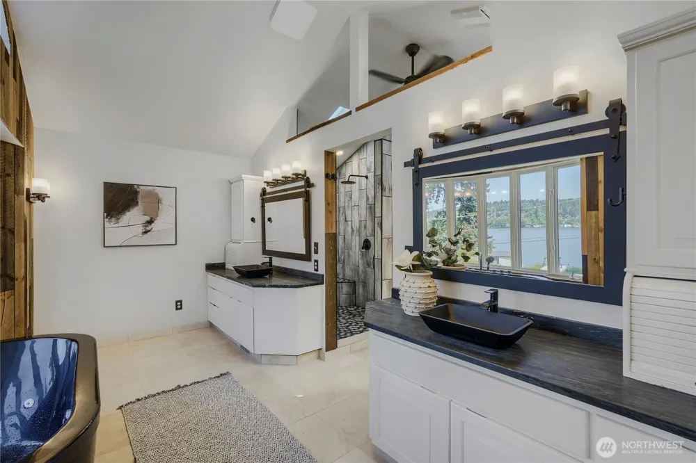 16066 Inglewood Road NE Kenmore, WA 98028
