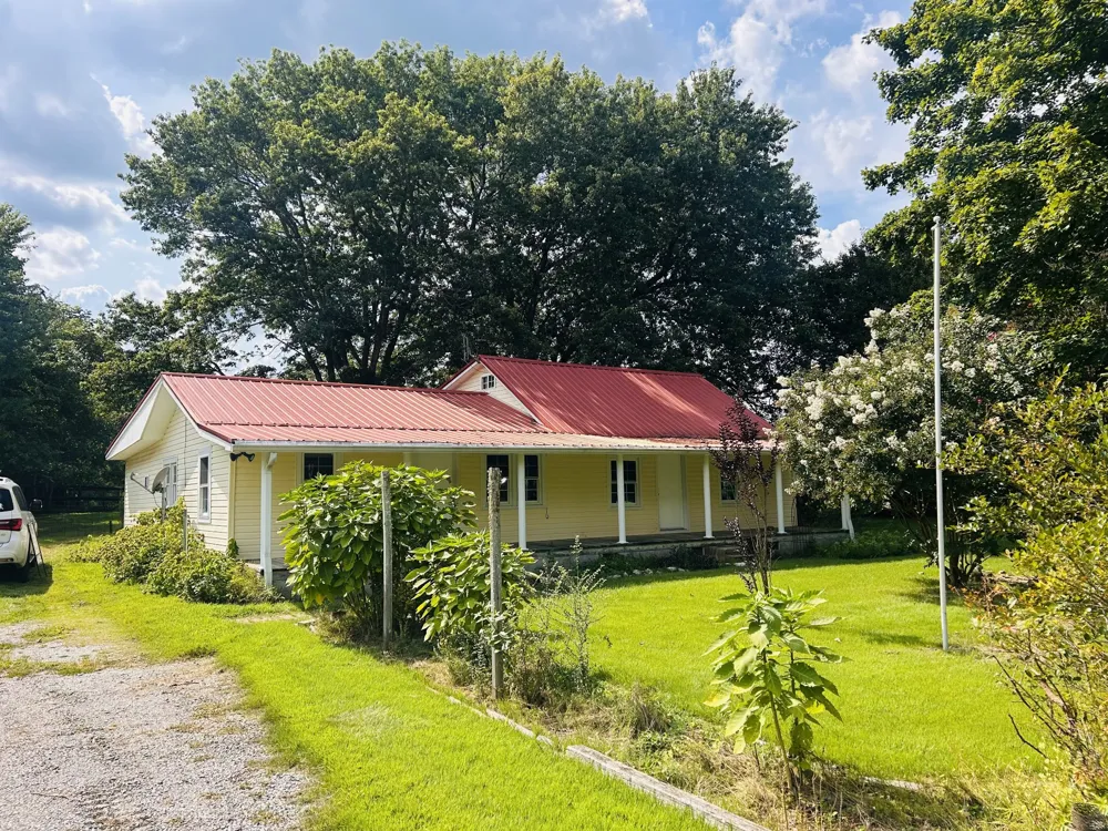 3595 Powers Bridge Rd Manchester, TN 37355