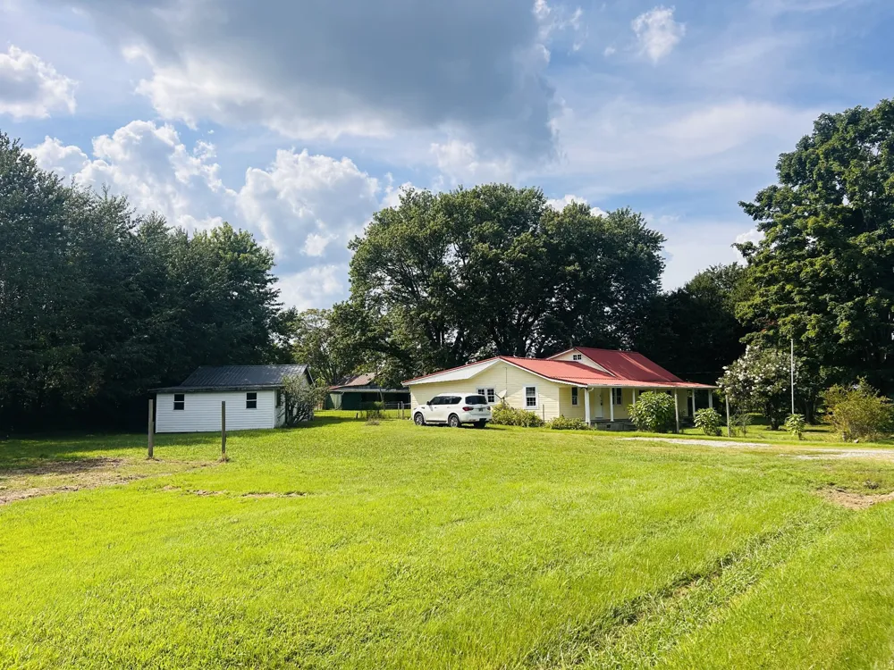3595 Powers Bridge Rd Manchester, TN 37355