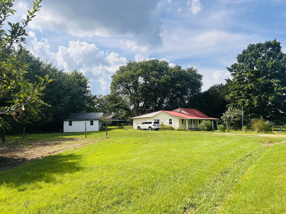 3595 Powers Bridge Rd Manchester, TN 37355