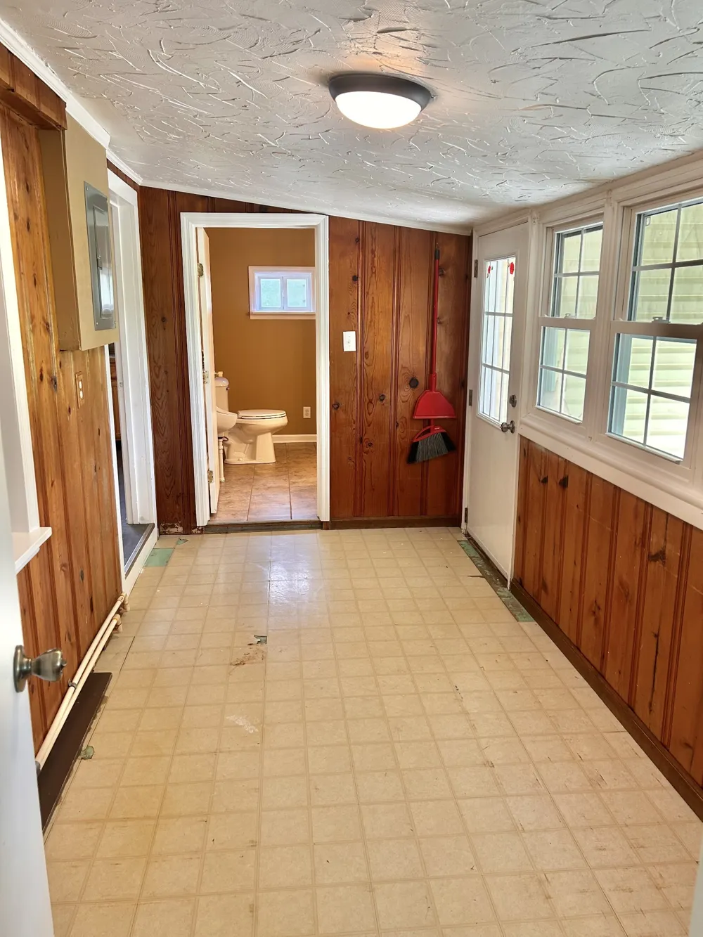 3595 Powers Bridge Rd Manchester, TN 37355