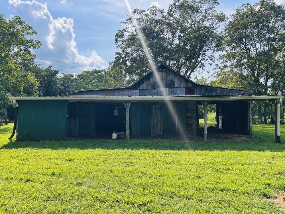 3595 Powers Bridge Rd Manchester, TN 37355