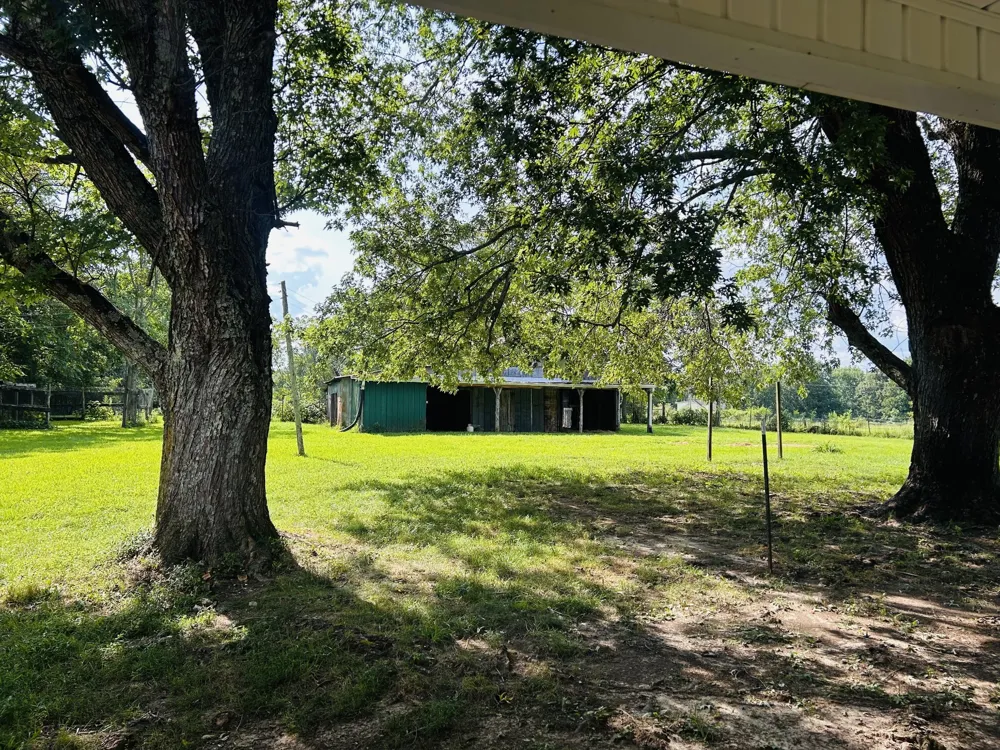 3595 Powers Bridge Rd Manchester, TN 37355