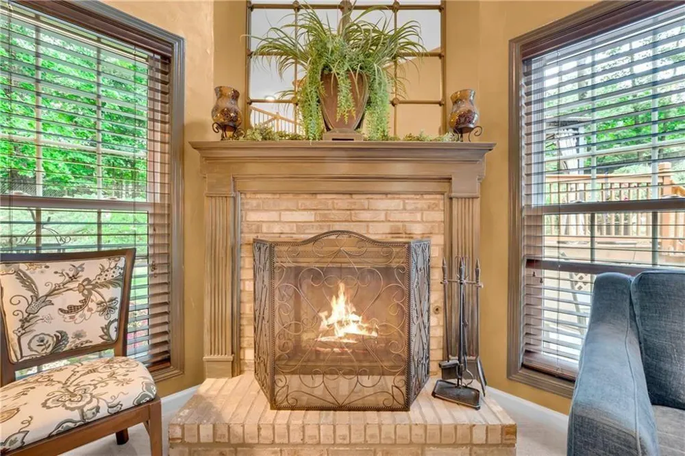 5724 Newberry Point Drive Flowery Branch, GA 30542