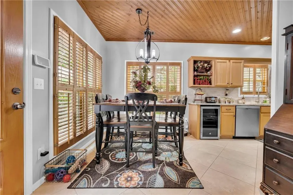 5724 Newberry Point Drive Flowery Branch, GA 30542