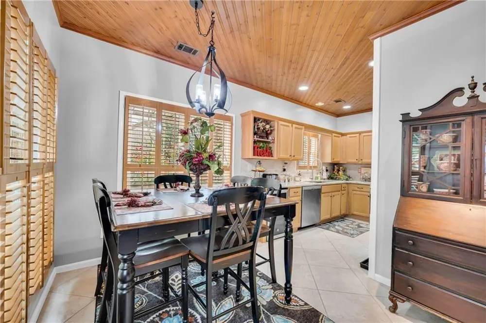 5724 Newberry Point Drive Flowery Branch, GA 30542
