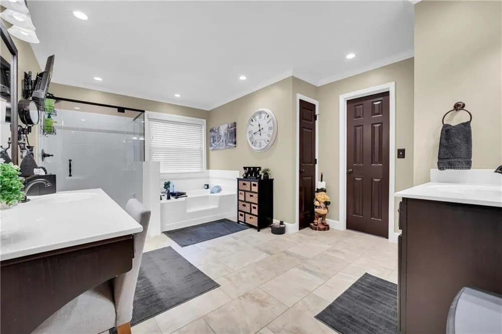 5724 Newberry Point Drive Flowery Branch, GA 30542