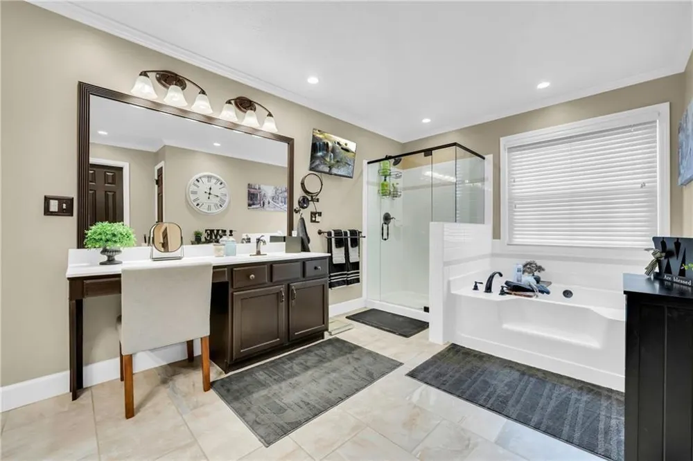5724 Newberry Point Drive Flowery Branch, GA 30542