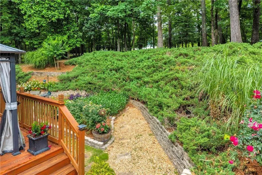 5724 Newberry Point Drive Flowery Branch, GA 30542