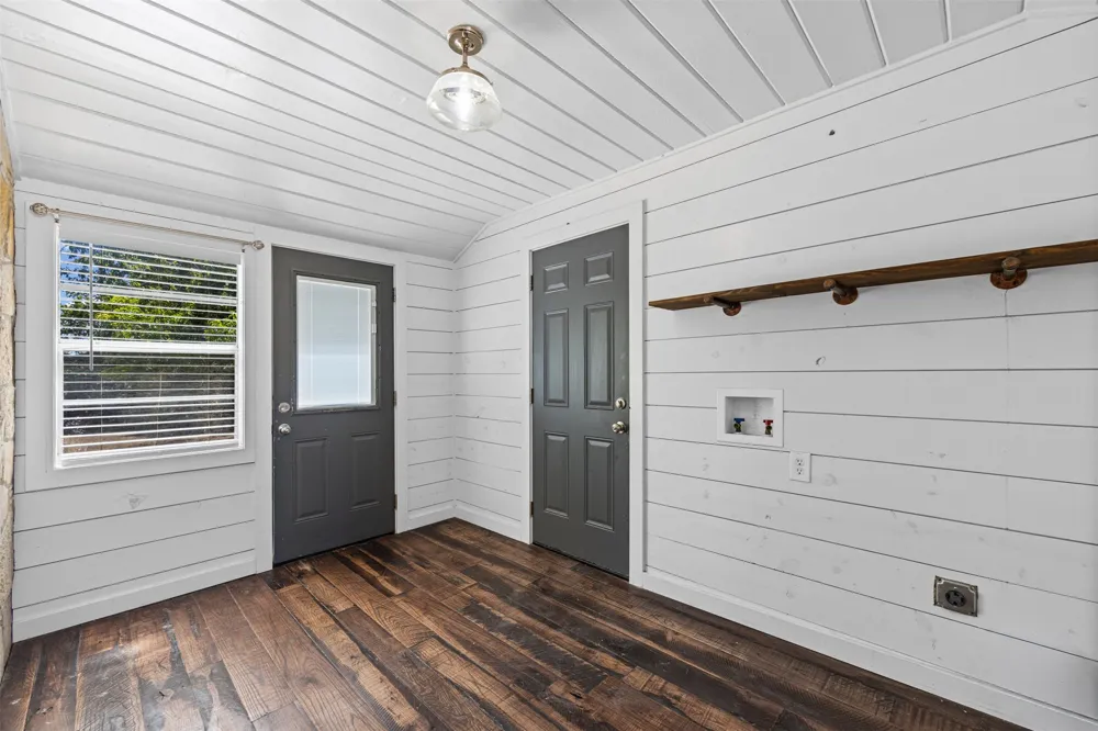 709 Hereford Street Glen Rose, TX 76043