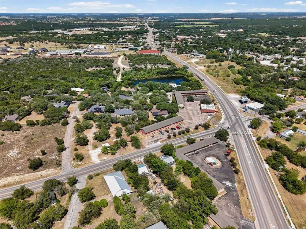 709 Hereford Street Glen Rose, TX 76043