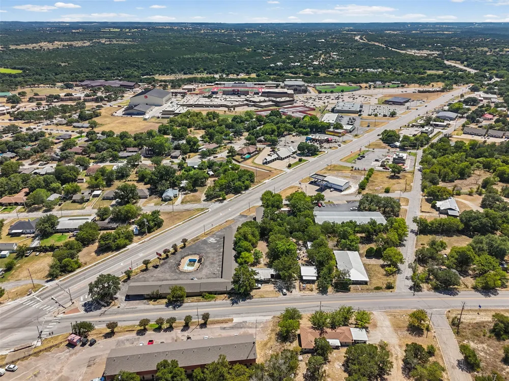 709 Hereford Street Glen Rose, TX 76043