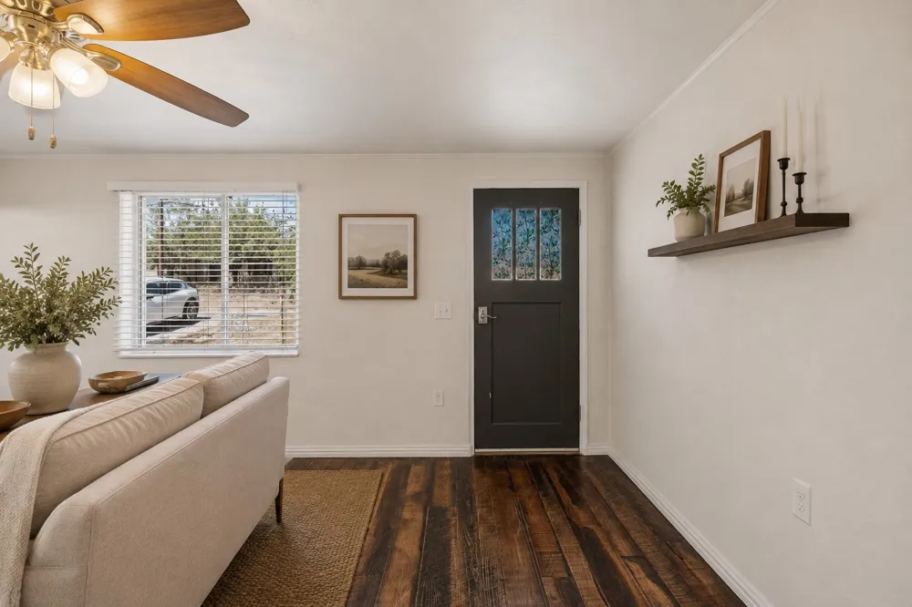 709 Hereford Street Glen Rose, TX 76043