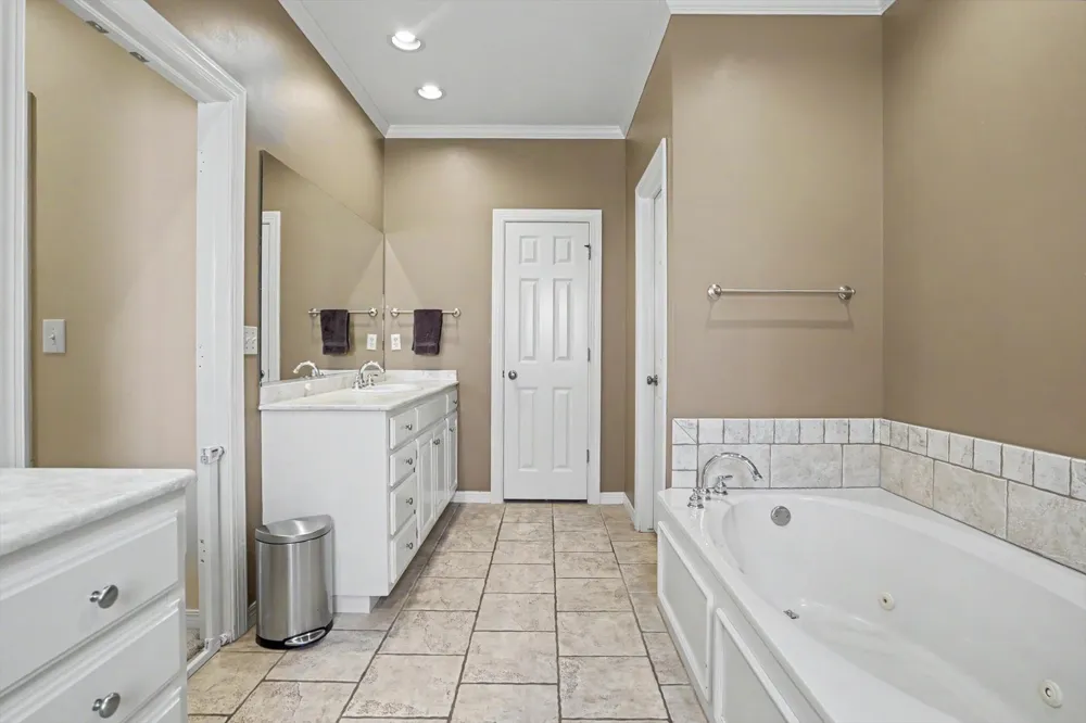 1617 E 122nd Court S Jenks, OK 74037