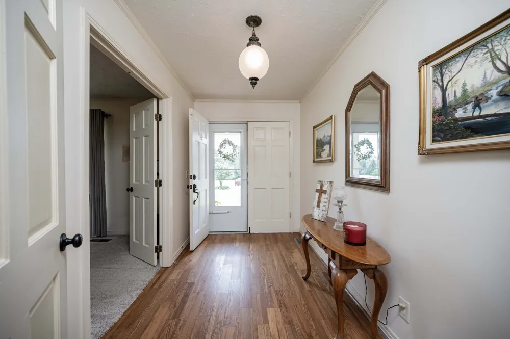 616 Maple Ln Smithville, TN 37166