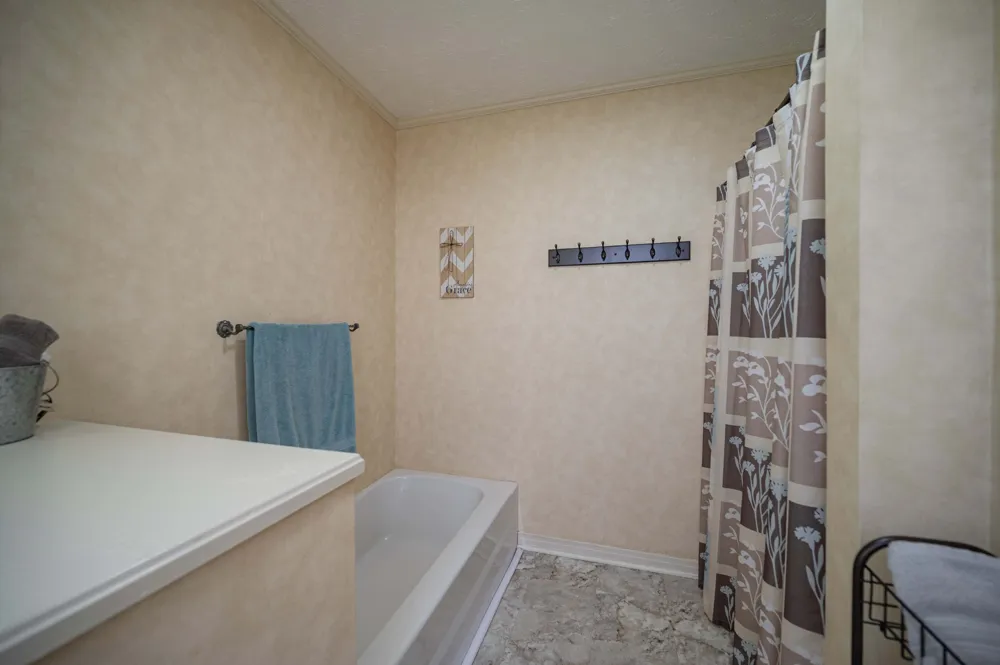 616 Maple Ln Smithville, TN 37166