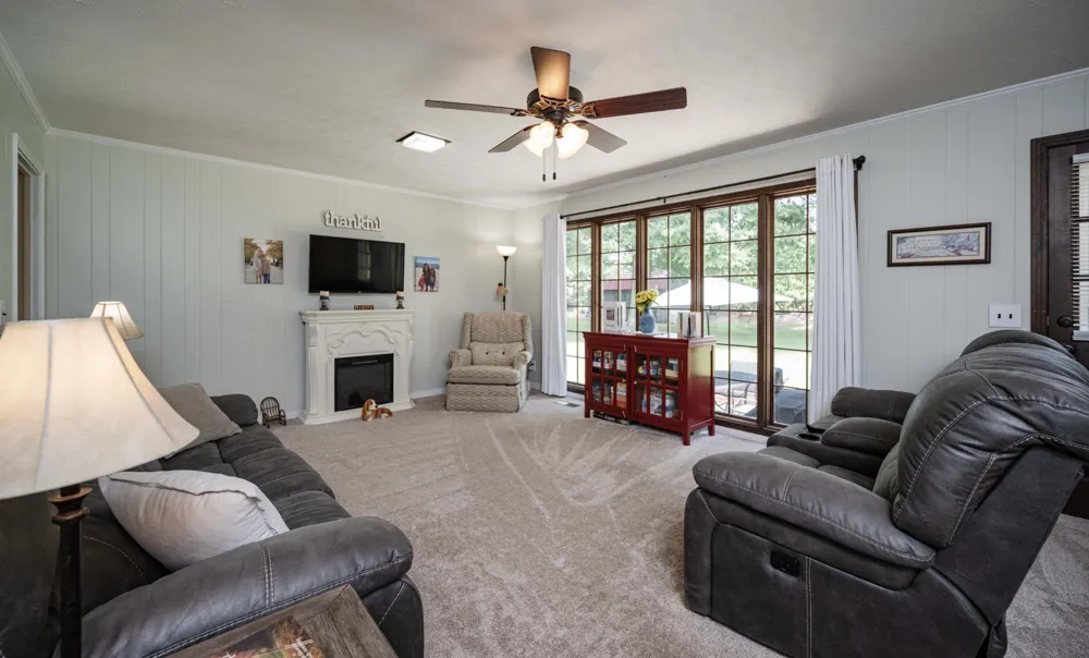 616 Maple Ln Smithville, TN 37166
