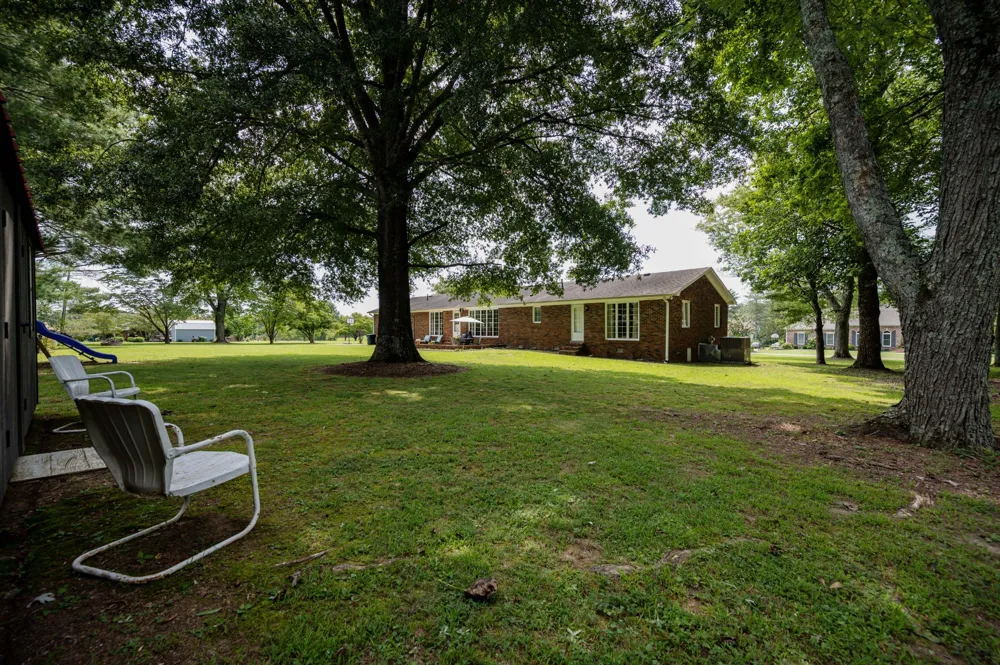 616 Maple Ln Smithville, TN 37166
