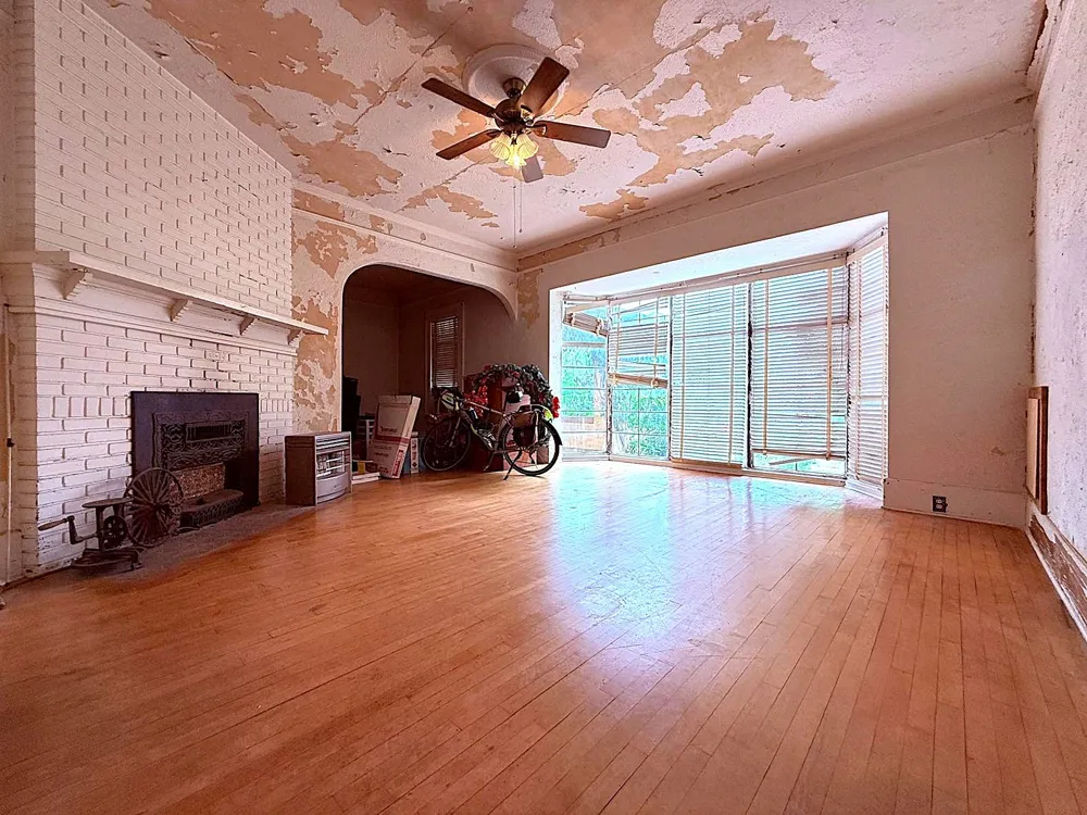 806 S Willow Street Brady, TX 76825