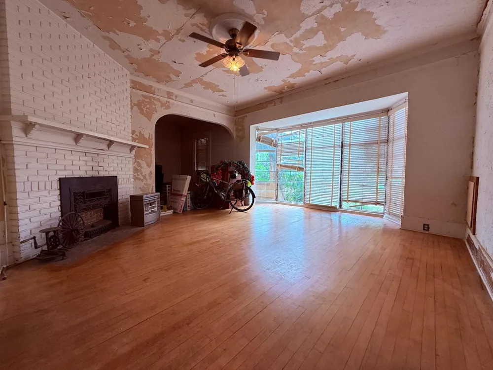 806 S Willow Street Brady, TX 76825