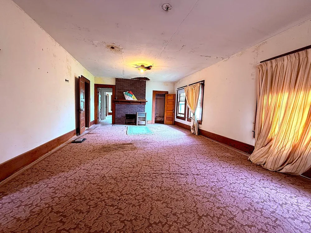 806 S Willow Street Brady, TX 76825