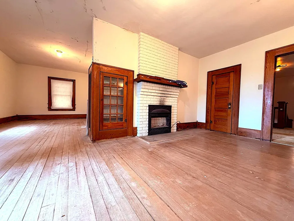806 S Willow Street Brady, TX 76825
