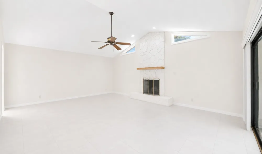 5055 NW 89TH WAY Coral Springs, FL 33067