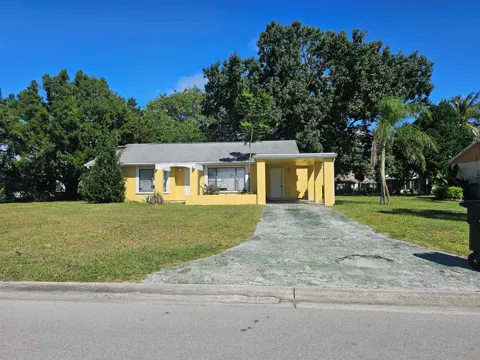 1917 SE Burgundy Lane