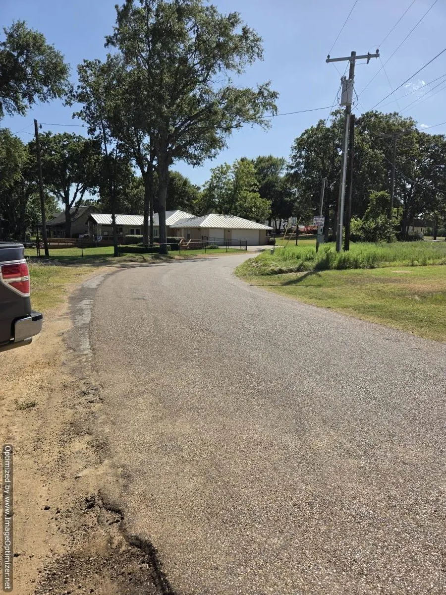 100 Hilltop Drive Trinidad, TX 75163