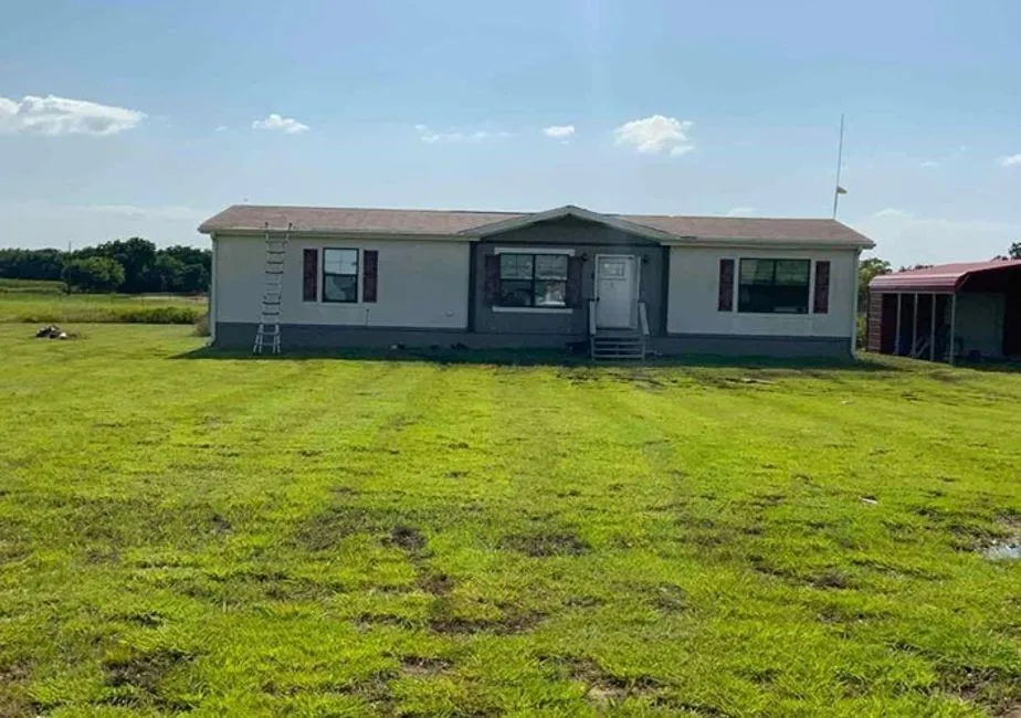 112 Terri Drive Collinsville, TX 76233
