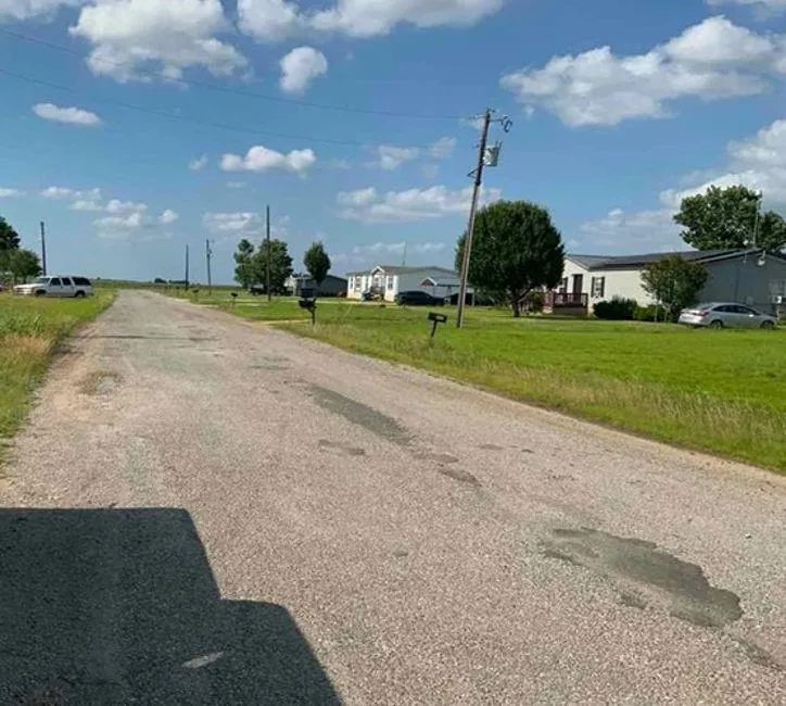 112 Terri Drive Collinsville, TX 76233