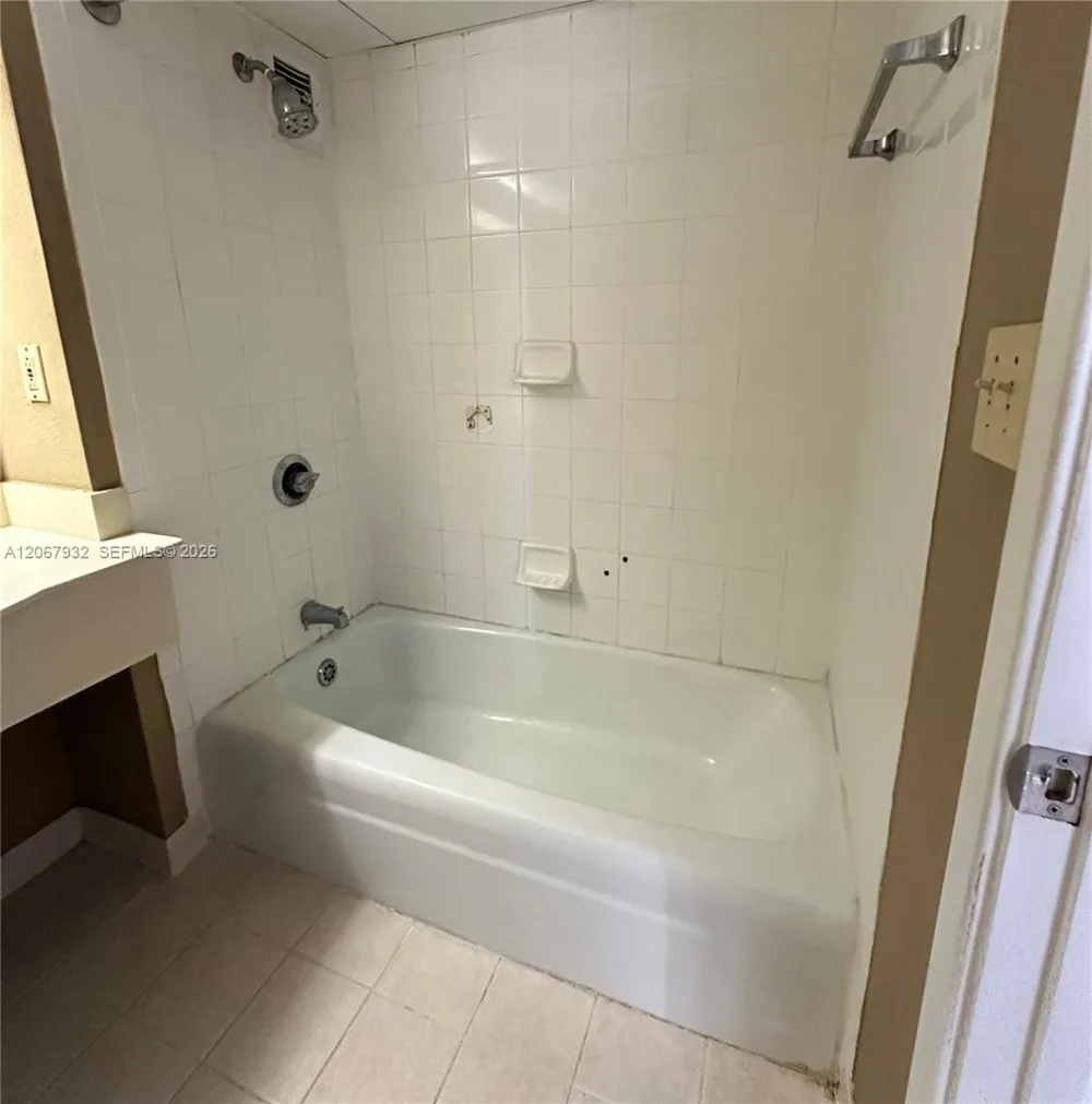 151 E Washington St #524 Orlando, FL 32801
