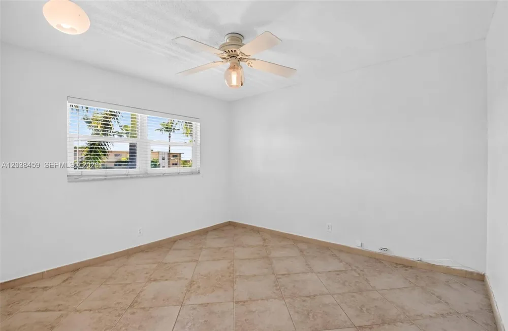 2615 NE 1st Ct #303 Boynton Beach, FL 33435