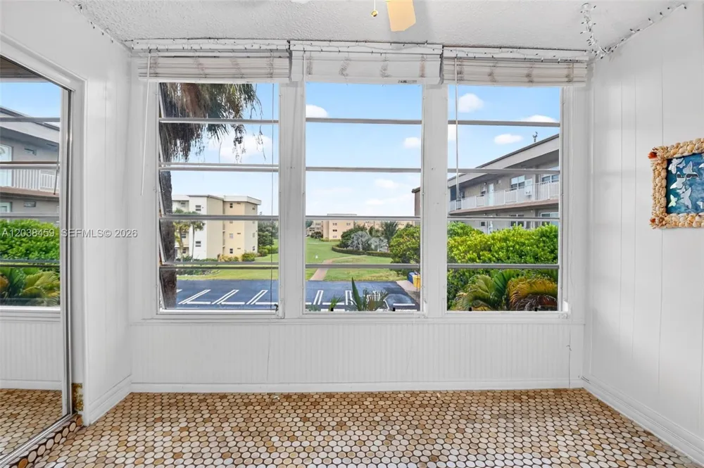 2615 NE 1st Ct #303 Boynton Beach, FL 33435