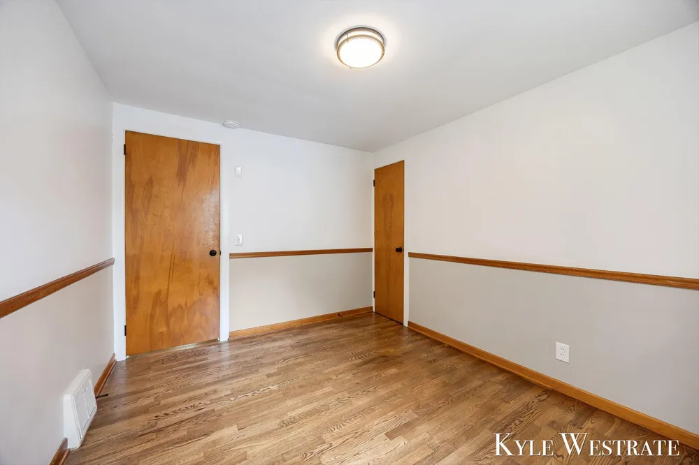 4205 Hillsdale Avenue NE Plainfield Charter Township, MI 49525