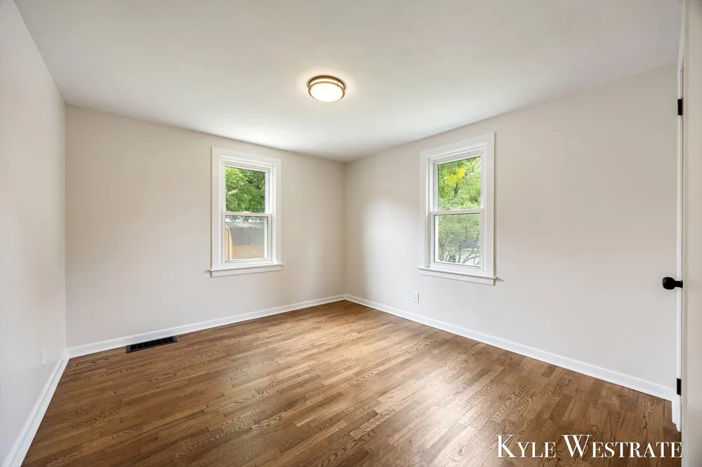4205 Hillsdale Avenue NE Plainfield Charter Township, MI 49525