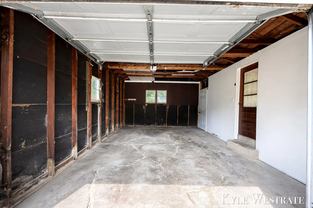 4205 Hillsdale Avenue NE Plainfield Charter Township, MI 49525