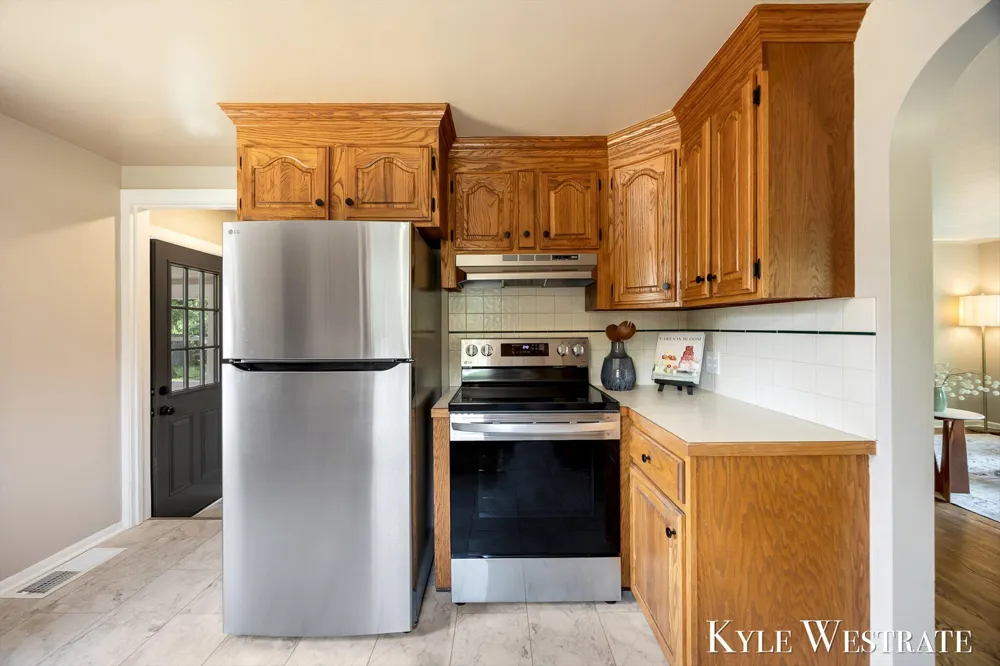 4205 Hillsdale Avenue NE Plainfield Charter Township, MI 49525