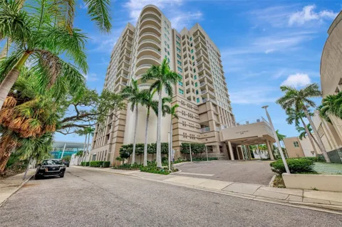 1771 RINGLING BOULEVARD #903