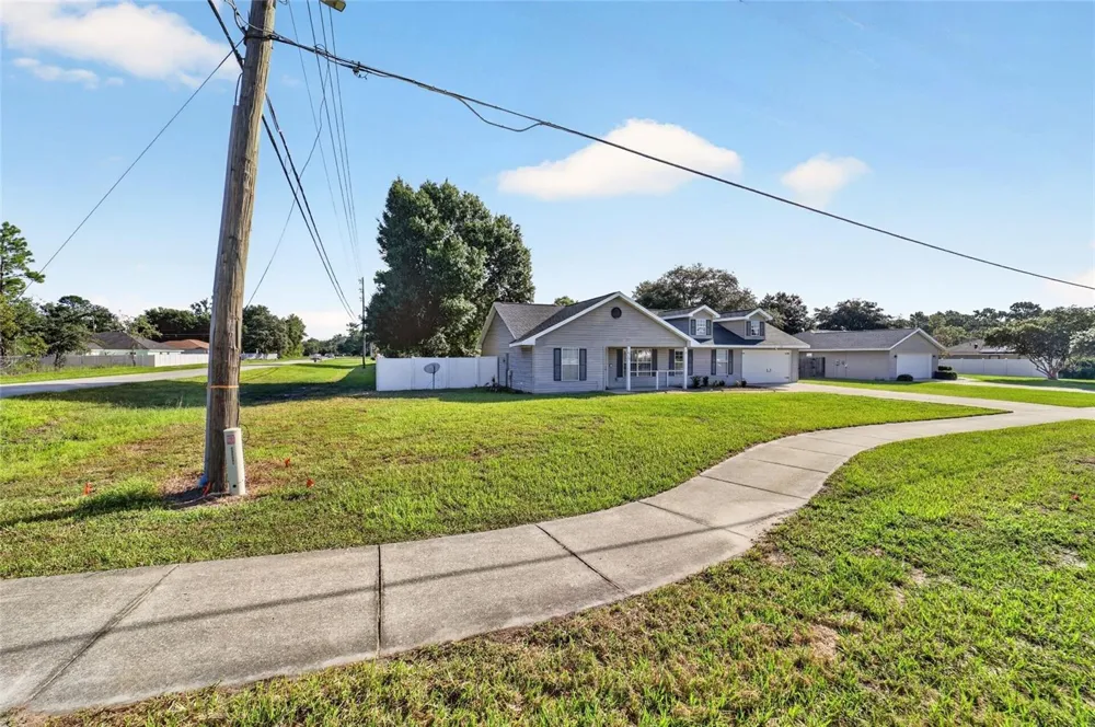 6930 BAHIA ROAD ocala, FL 34472