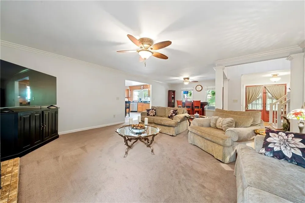 31 Fawn Lake Trail NE White, GA 30184